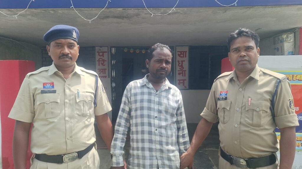 2016 से मानव तस्करी के मामले में फरार एक आरोपी को जशपुर पुलिस ने, कोरबा से धर दबौचा,गिरफ्तार कर भेजा जेल 1 1001356050