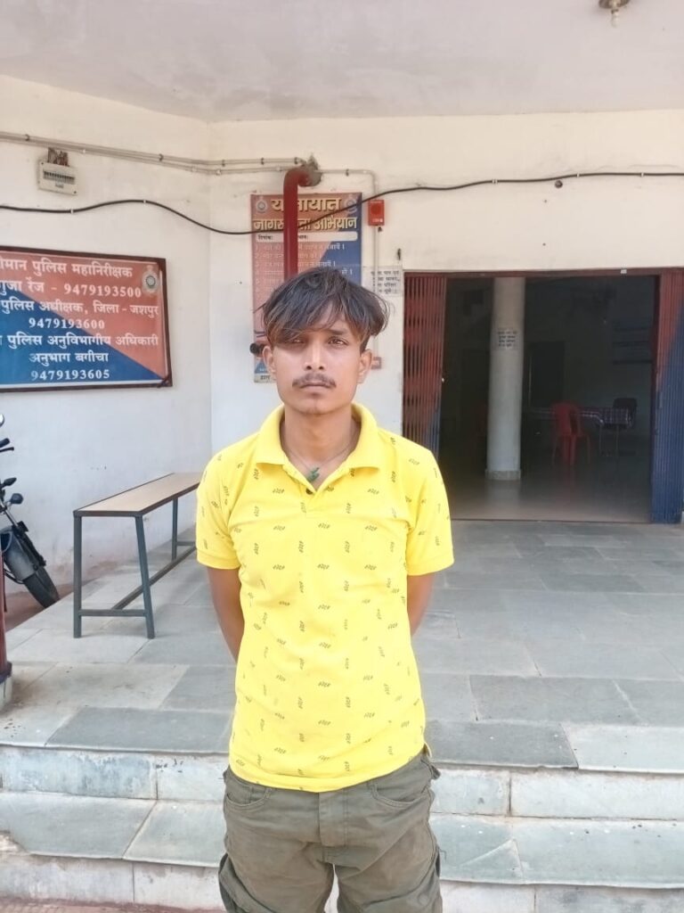 तस्करी का फरार कुख्यात आरोपी इमरान खान आया पुलिस की गिरफ्त मे 1 1001456681